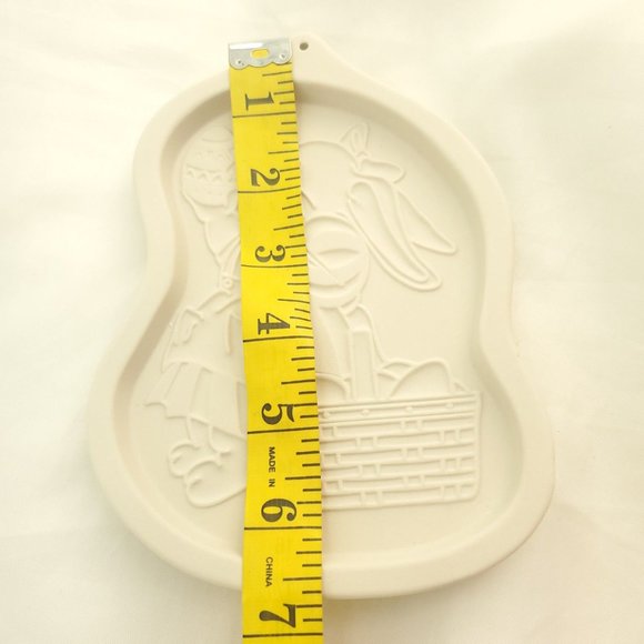 Longaberger Cream Ceramic Pottery Rosemary Bunny 1996 Easter Chocolate/ Cookie - Picture 5 of 6